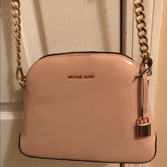 Michael Kors purse - Picture 2 of 6